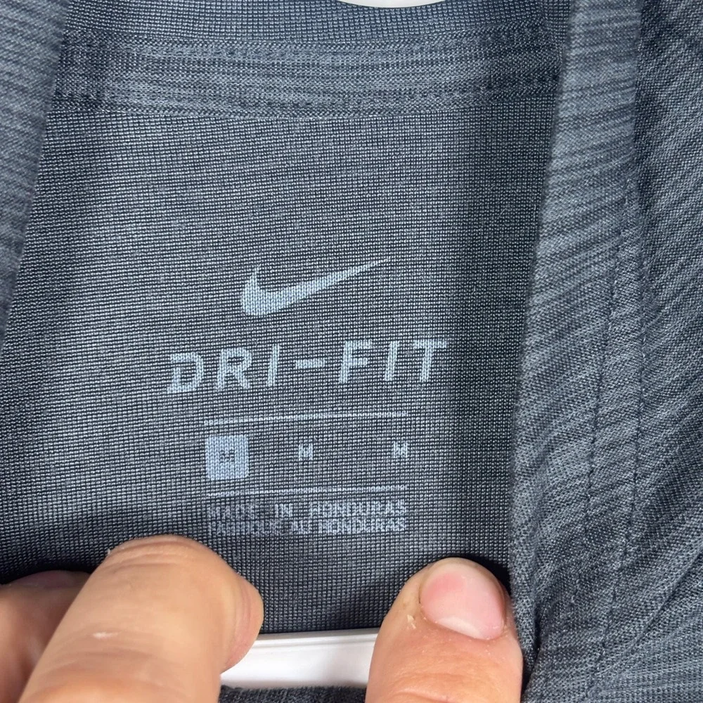 Nike Mens Dri-FIT Heathered Charcoal Gray Long Sleeve Training Hoodie Size M
